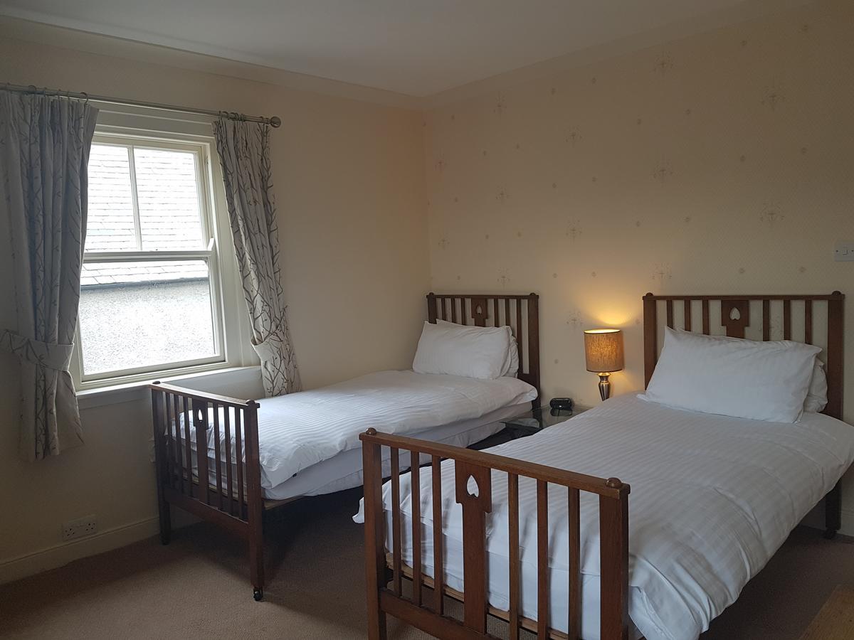 Plough Hotel Kirk Yetholm Dış mekan fotoğraf
