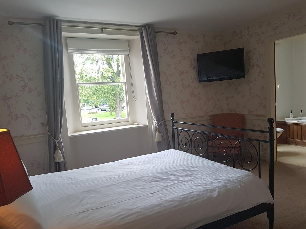 Plough Hotel Kirk Yetholm Dış mekan fotoğraf